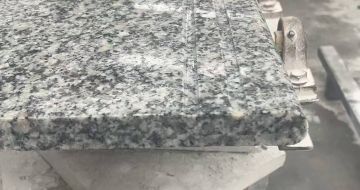 鄂尔多斯芝麻白楼梯踏步 芙蓉白
