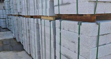 鄂尔多斯芝麻白路牙石，路侧石