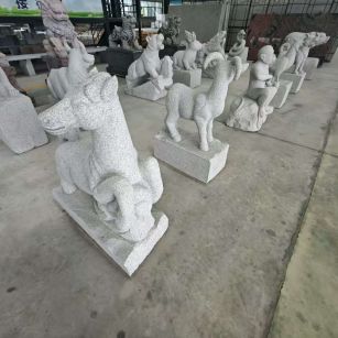 鄂尔多斯芝麻白雕刻 十二生肖 异形雕刻