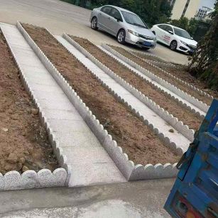 鄂尔多斯芝麻白花边石