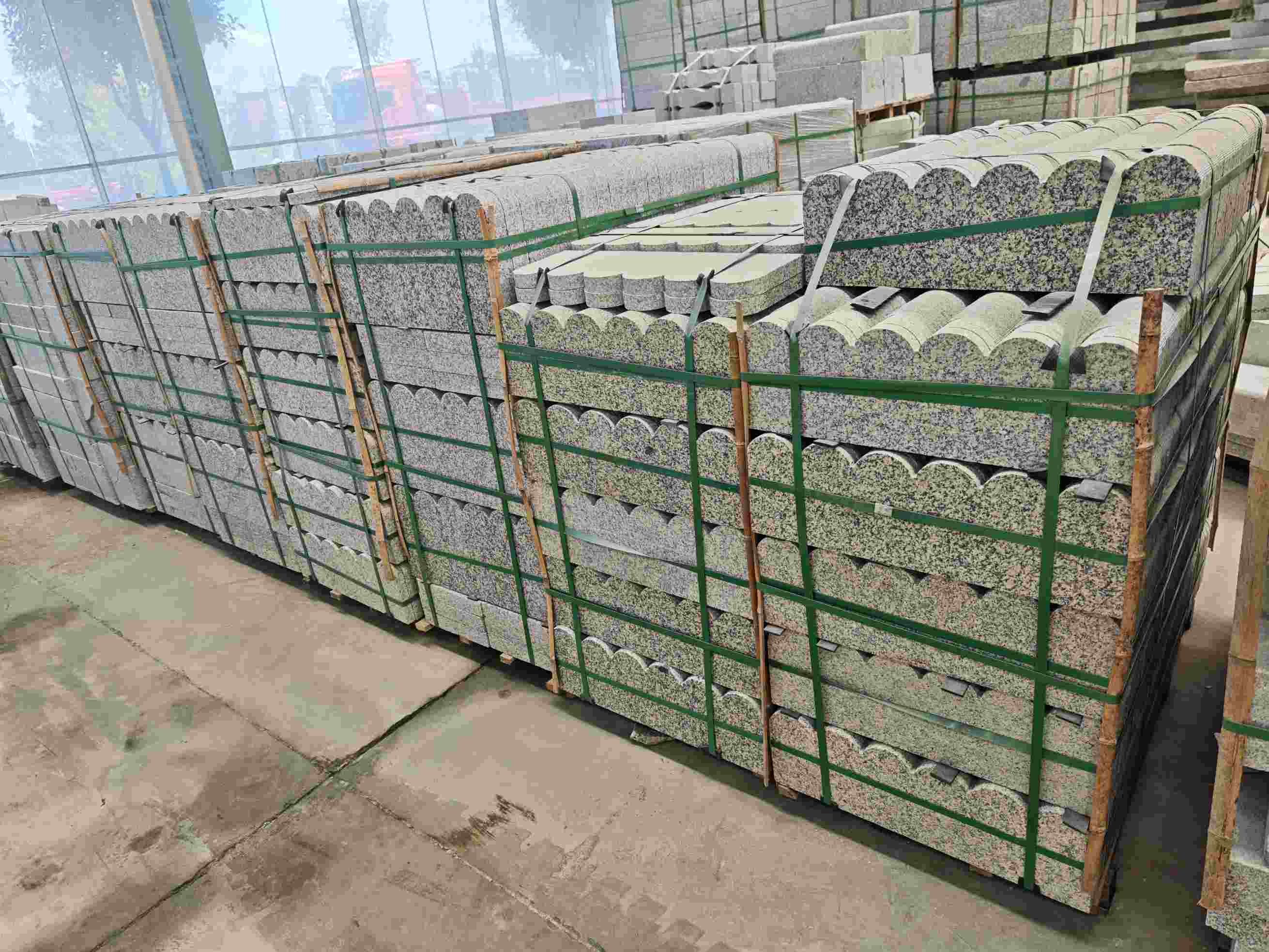 鄂尔多斯芝麻白芙蓉白花边石