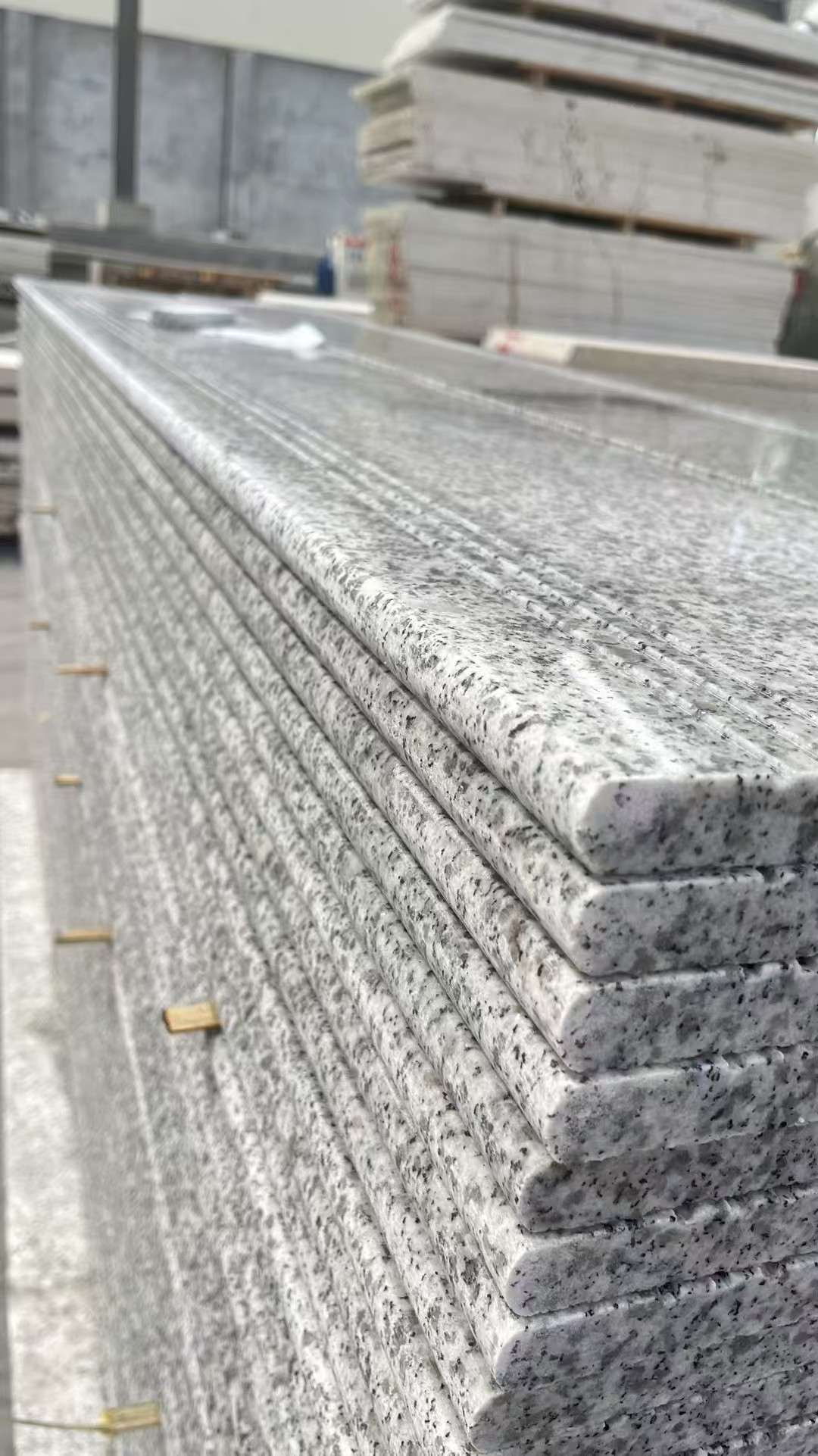 鄂尔多斯芝麻白楼梯踏步 花岗岩楼梯板材