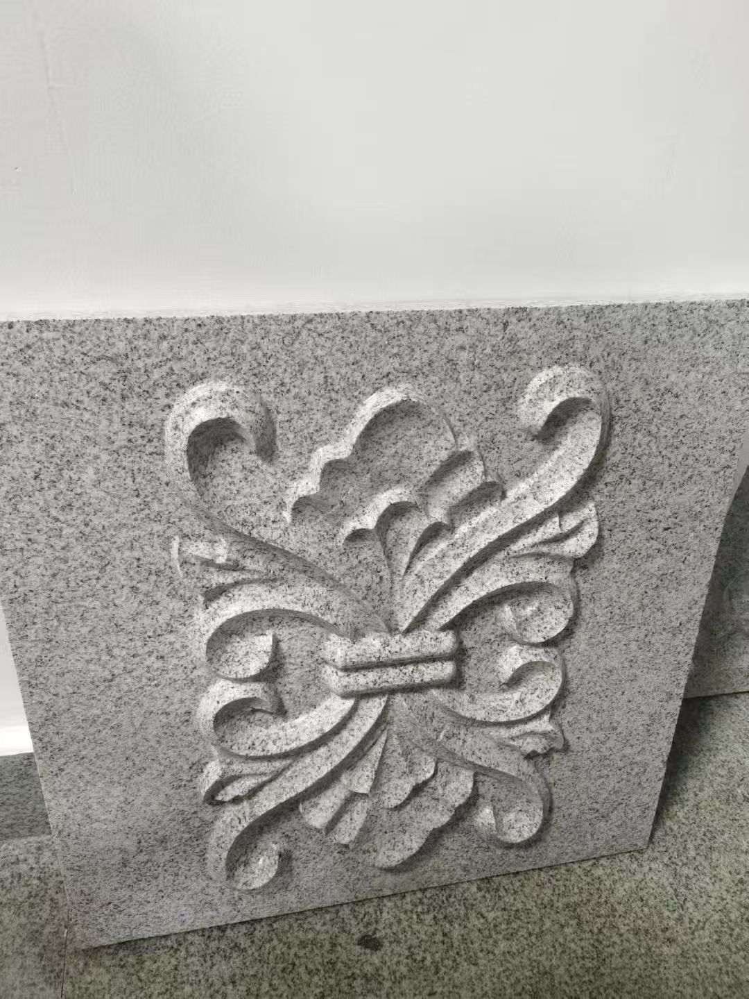 鄂尔多斯芝麻白雕刻版