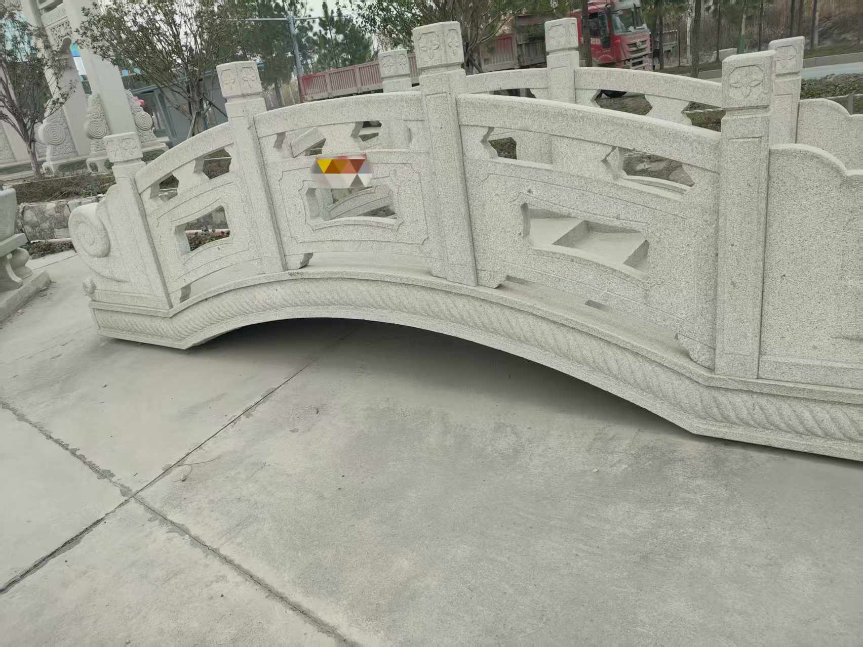 鄂尔多斯芝麻白拱桥，石桥